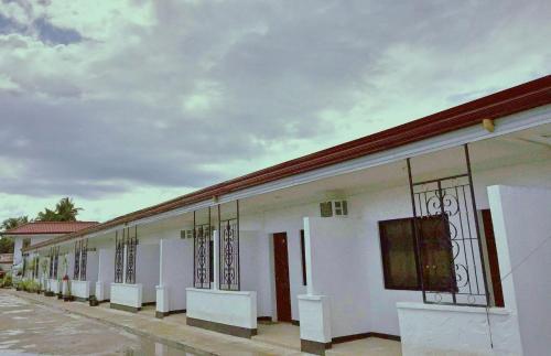 Panglao Village Court Apartments (Studio #8)
