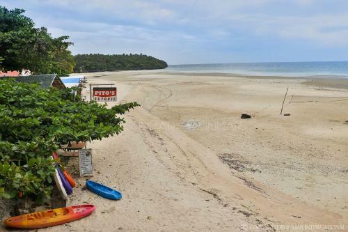 Hotel Pito's Sutokil & Bamboo Rock Resort