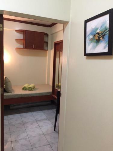 Bed & Breakfast Las Pinas Serviced Apartment