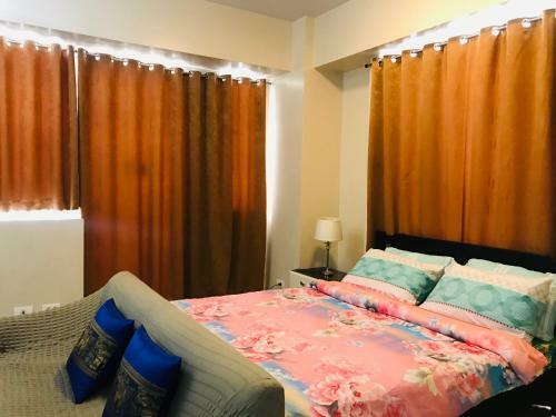 Apartamentos Traveller's Flat Across Naia Terminal 3