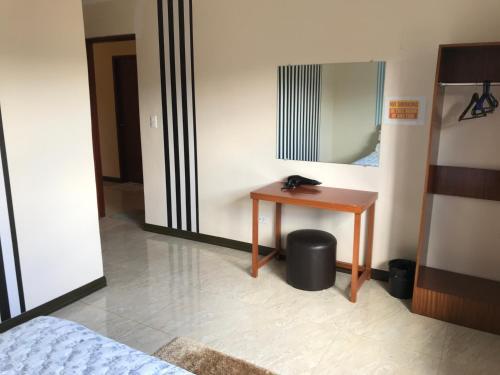 Tagaytay Luxery Pool Villa 8