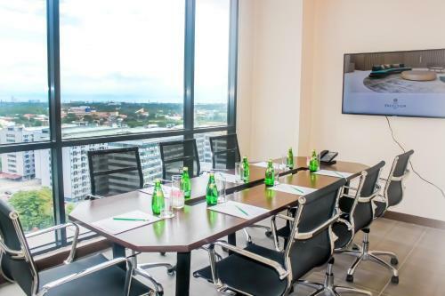 The Excelsior Hotel Las Pi�as