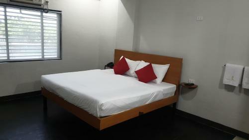 Albergue Regal Residences