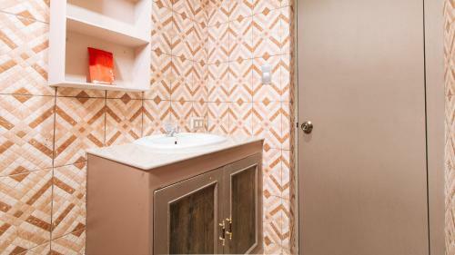 Hotel Reddoorz Canley Residential