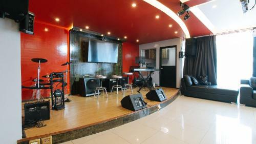 Reddoorz @ Walk Inn Hotel