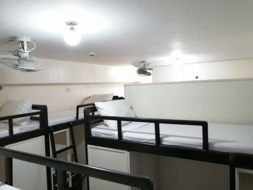 Albergue Forbes Hall