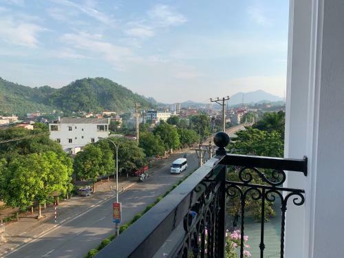 Hotel Kh�ch S?n Ph??ng Nam
