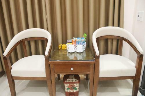Hotel Kh�ch S?n Ph??ng Nam