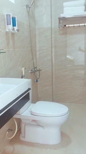 Hotel Kh�ch S?n Ph??ng Nam