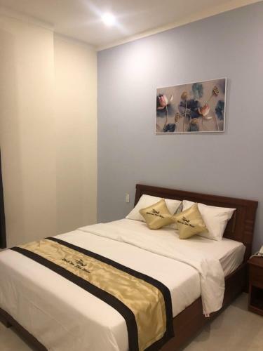 Kh?i Ho�n Hotel