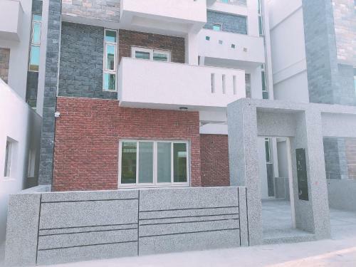 Mi Jing Shih Guang