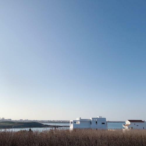 Island House