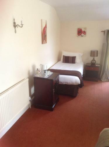 Hostal Bridgefoot Guest House