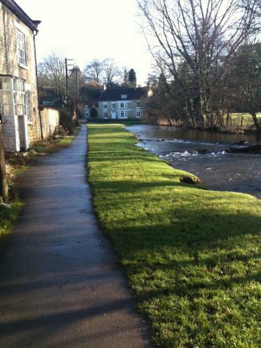 Hostal Bridgefoot Guest House
