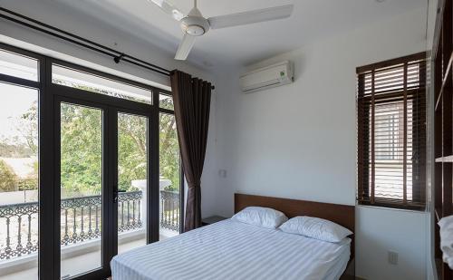 Apartment In Coastal Villa Near Beach