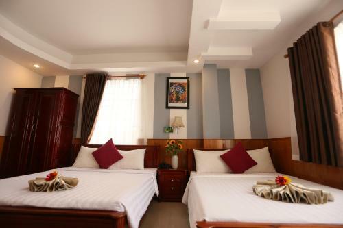 New Day Hotel