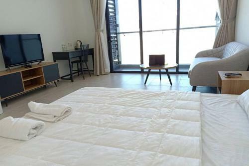Scenia Bay Apartment With Seaview