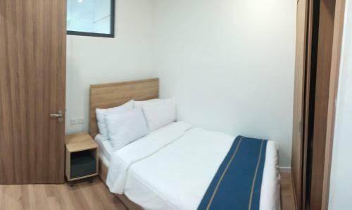 Scenia Bay Residences Apartment