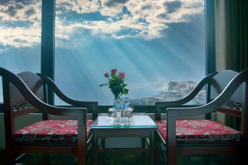 Hung Vuong Hotel