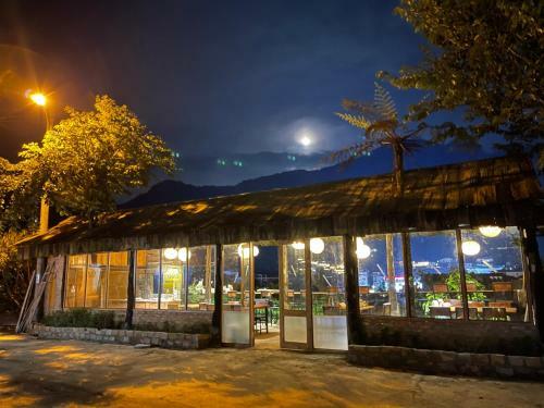 Hotel Ch?t Homestay