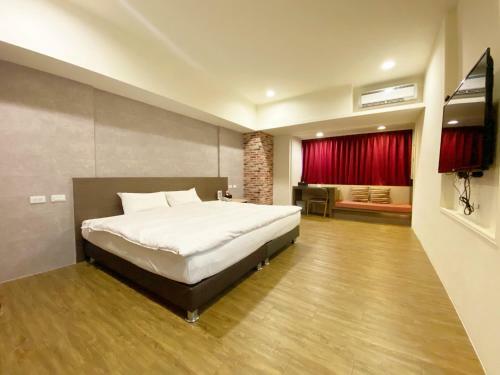 Taichung Old F Hotel