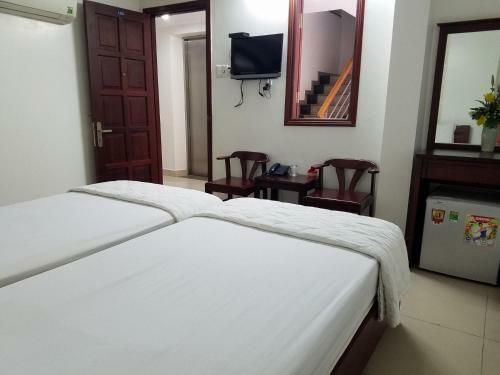 Dinh Dinh 2 Hotel