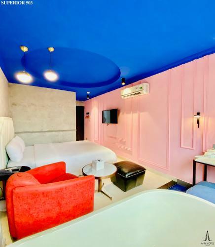A In Hotel Del Luna