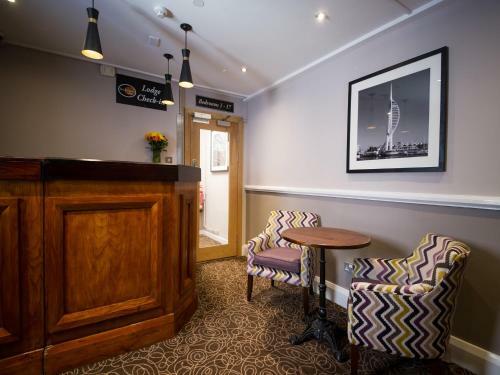 Red Lion Hotel