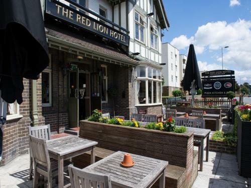 Red Lion Hotel