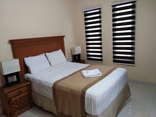 Uribe�s House Hospedaje Entero C.alberca