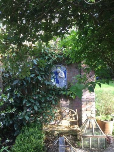 St Benedict - Victorian Bed And Breakfast