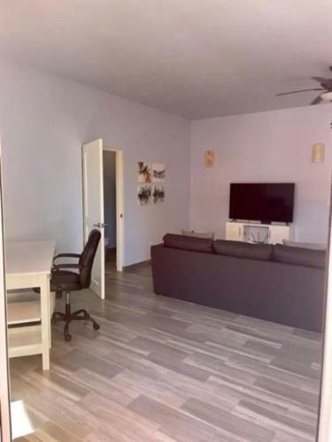 Apartamento 12a-new 2br 2ba, Beautiful First Floor Condo, Pool