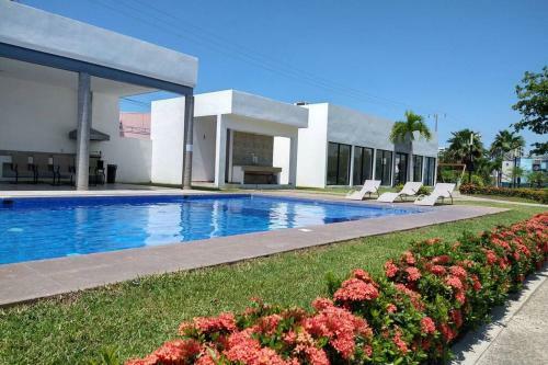Apartamento Amplio, Hermoso, C�modo Depa En Mazatl�n
