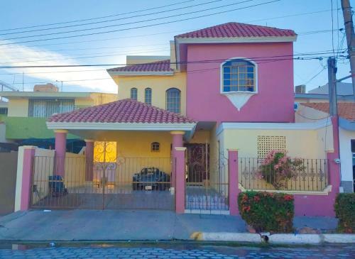 Residencia Lomas Con Alberca Privada