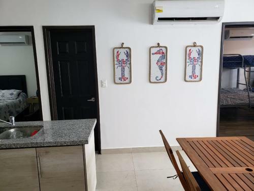 Bonita Casa Con Jacuzzi, Frente Al �rea Com�n