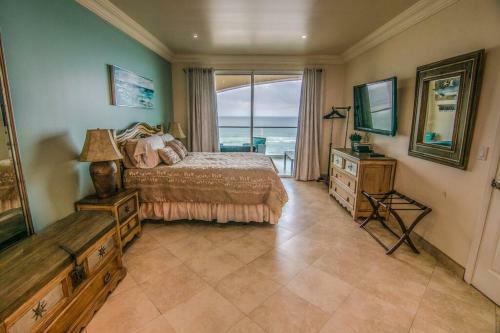 Apartamento #1 Oceanfront Condo W/ Jacuzzi, Pool & Bbq