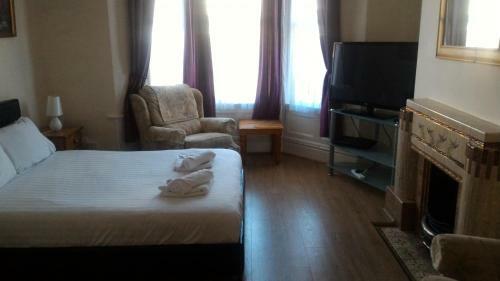 Hostal Cedar Lodge Hotel