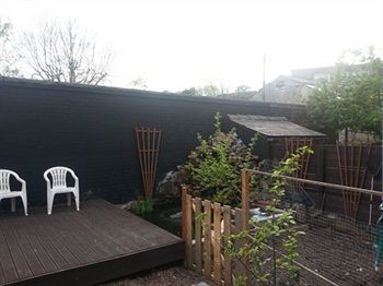 Hostal Heavenly Nights Guest House