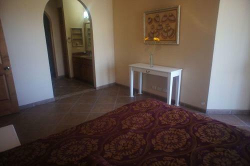 Casa Blanca 2br Cb 102 By Casago
