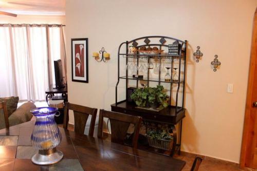 Casa Blanca 2br Cd 703-v By Casago