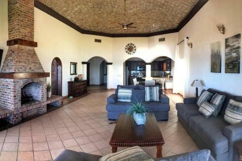 Gorgeous Beachfront Villa Rocky Point, Sandy Beach