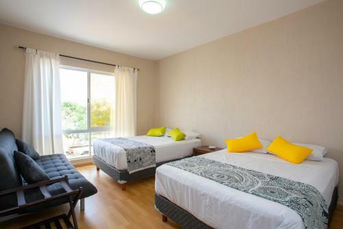 Jacuzzi Home, Holidays