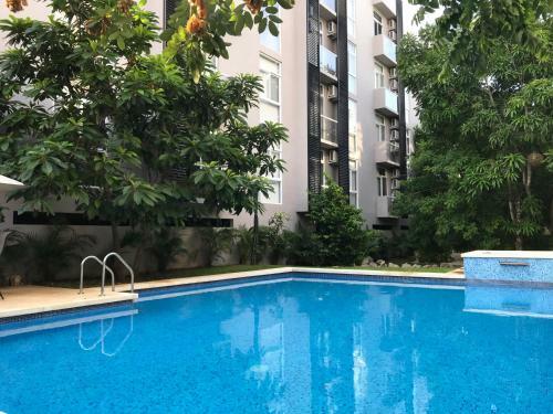 Riviera Towers Apartment 226