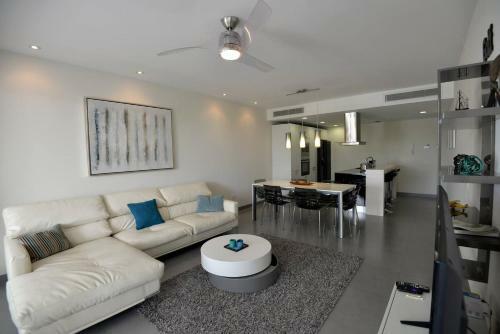 Apartamento Deluxe Suite Beachside, Private Beach Club And Golf