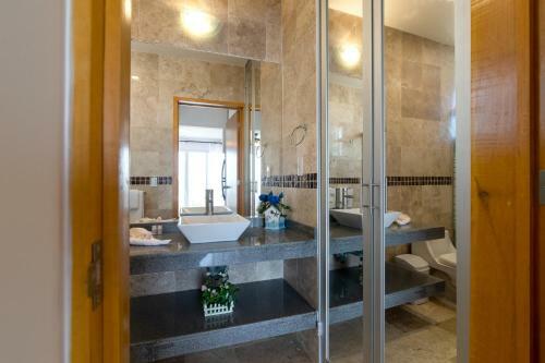 Apartamento Kuyaan Coral Suites