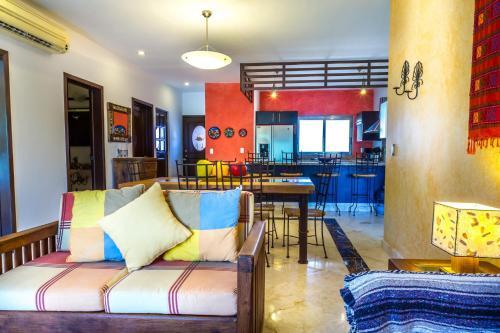 Paseo Del Sol Cenote B 303