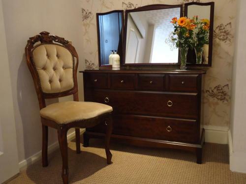 Hostal Linroy Guest House