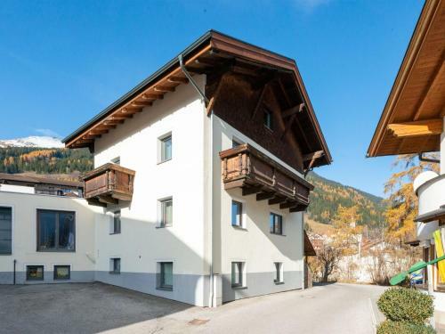 Well-kept Apartment In Ladis With Balcony Or Terrace