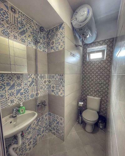 Hostal ????????