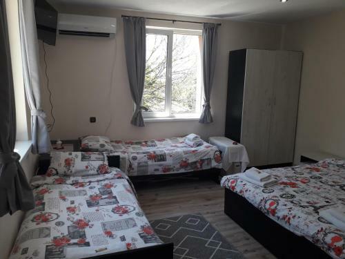Hostal Bubolina House